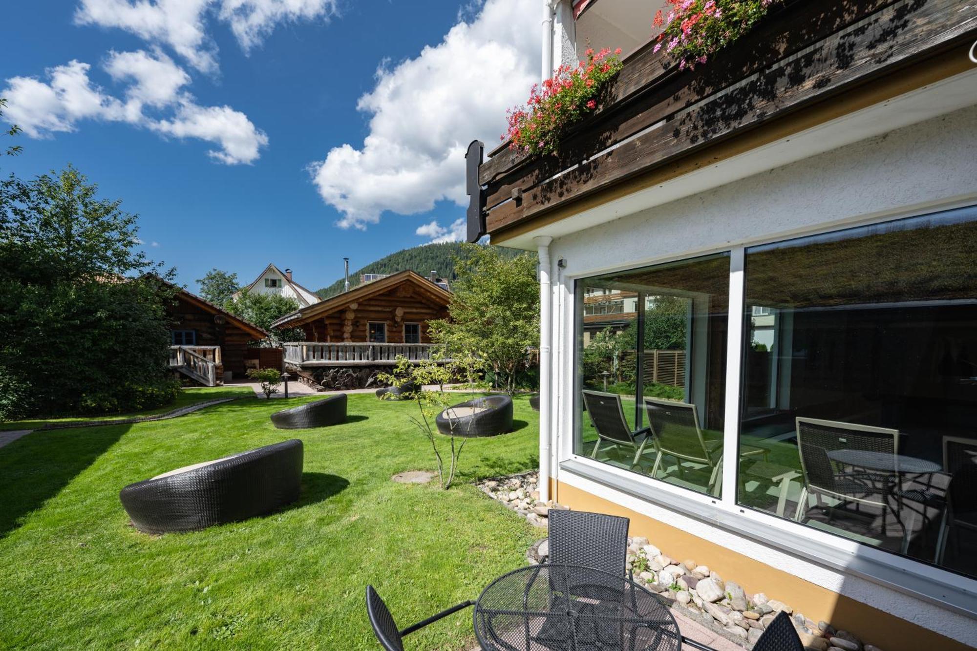 Hotel Lamm Baiersbronn Mitteltal Экстерьер фото